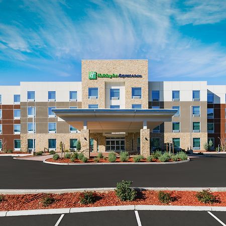 Holiday Inn Express & Suites Oakhurst-Yosemite Park Area By Ihg Esterno foto