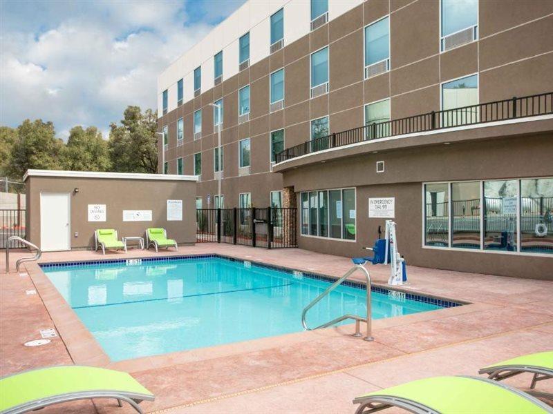 Holiday Inn Express & Suites Oakhurst-Yosemite Park Area By Ihg Esterno foto