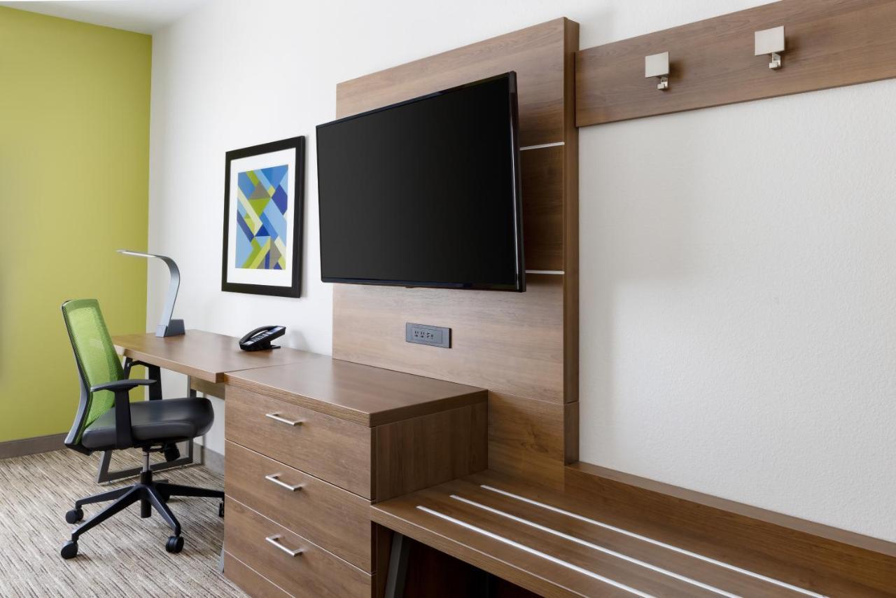 Holiday Inn Express & Suites Oakhurst-Yosemite Park Area By Ihg Esterno foto
