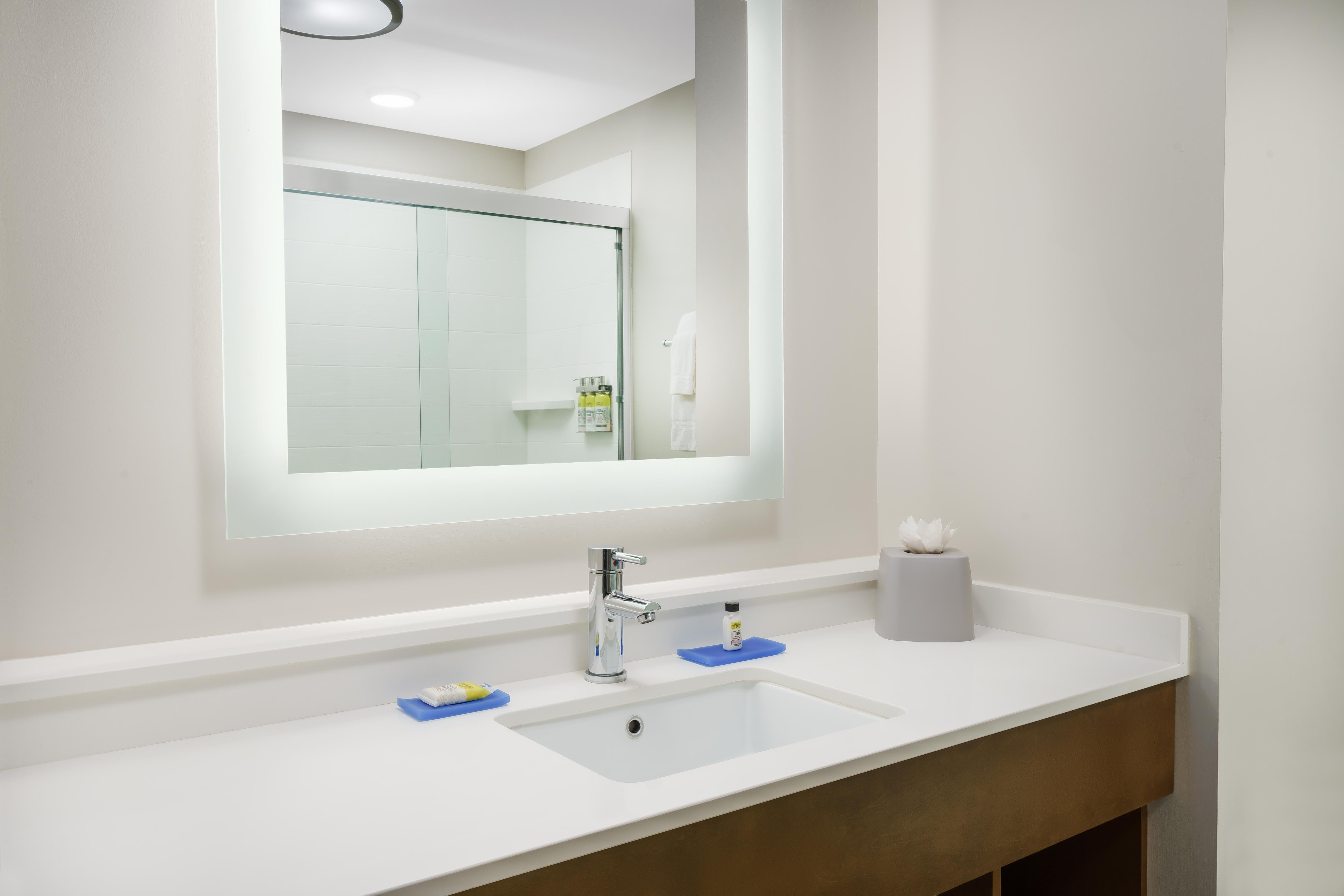 Holiday Inn Express & Suites Oakhurst-Yosemite Park Area By Ihg Esterno foto