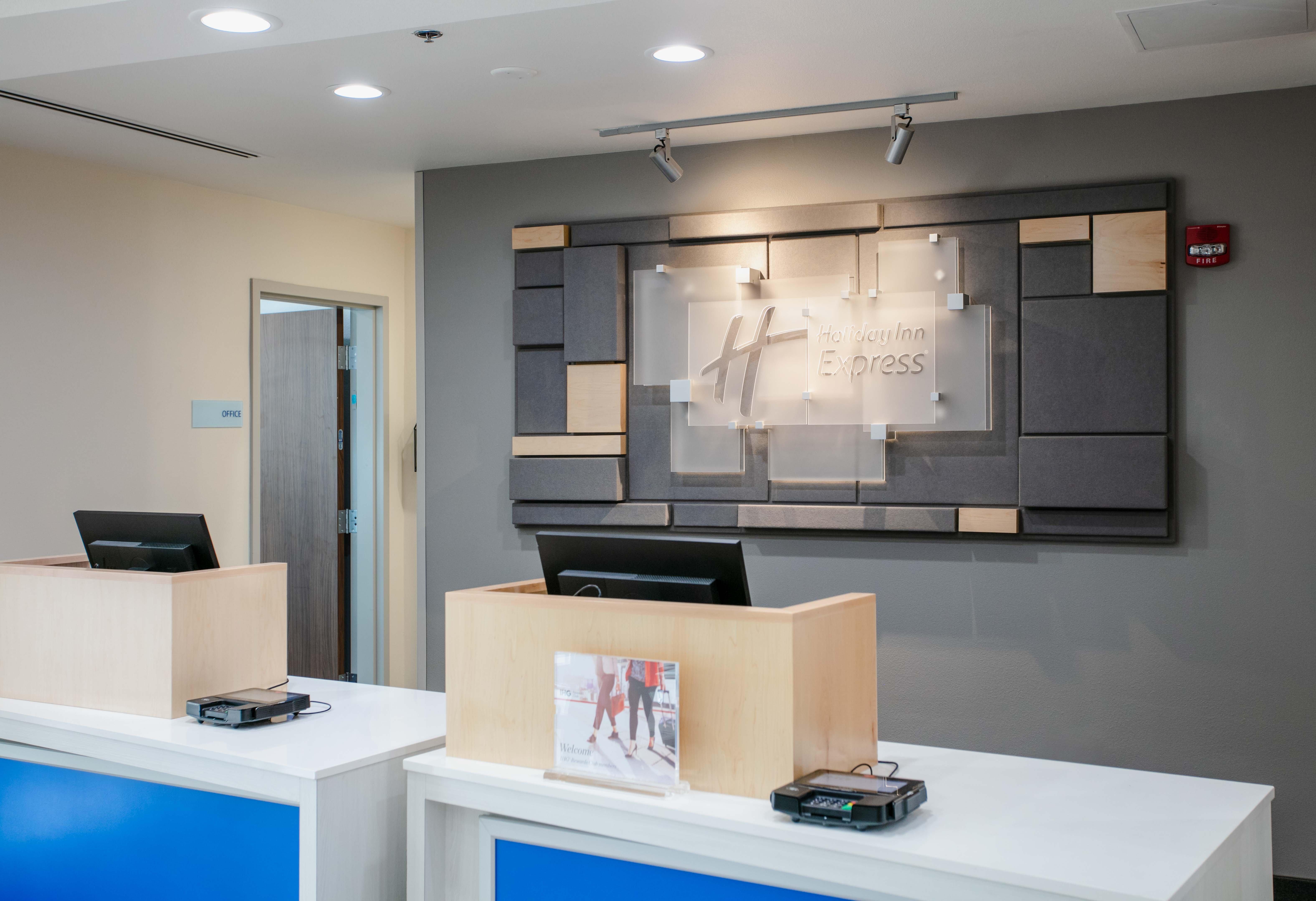 Holiday Inn Express & Suites Oakhurst-Yosemite Park Area By Ihg Esterno foto