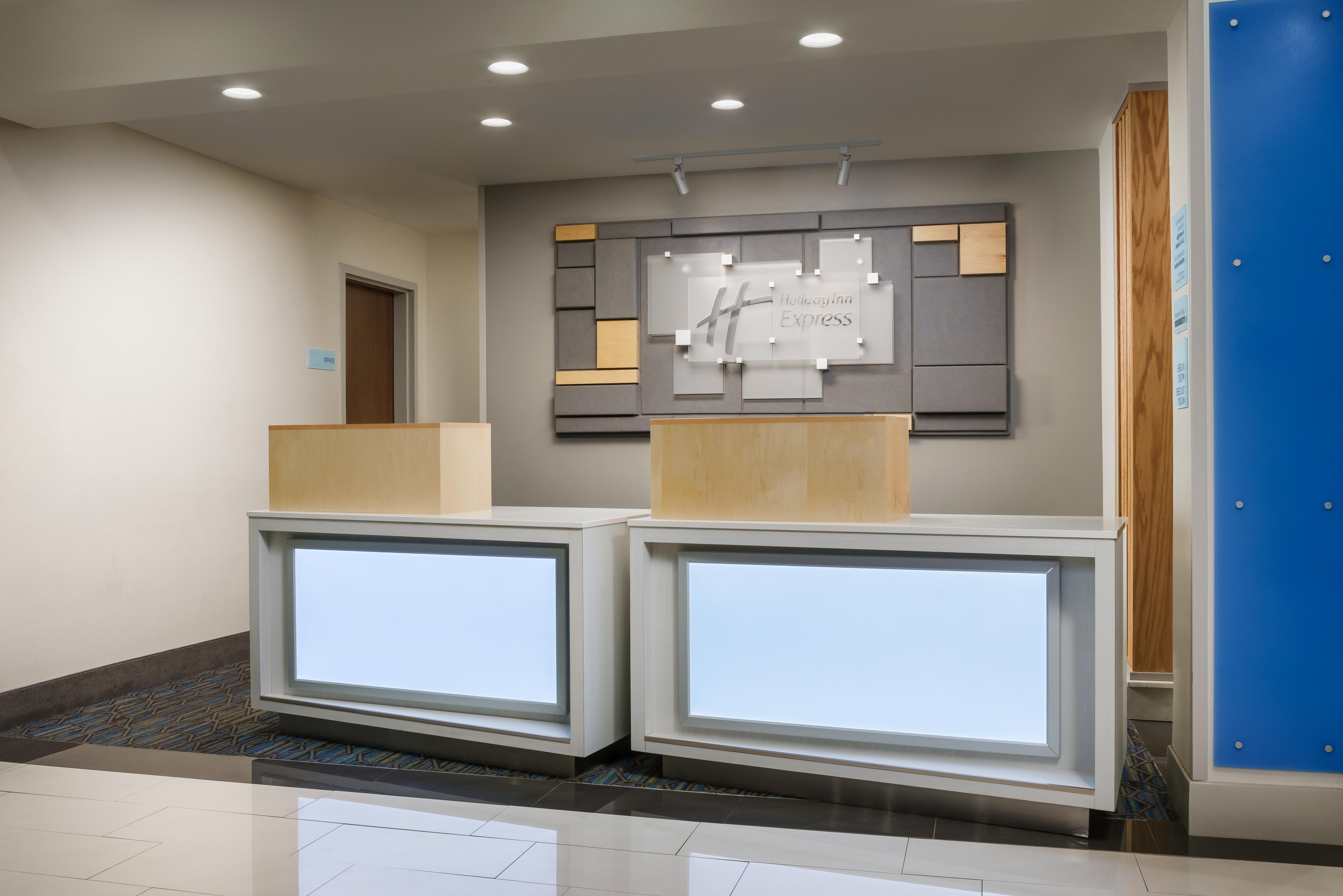 Holiday Inn Express & Suites Oakhurst-Yosemite Park Area By Ihg Esterno foto